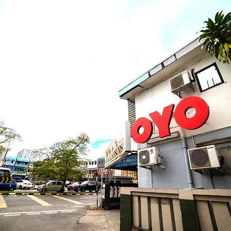Oyo 90208 Milion Inn Miri Eksteriør bilde